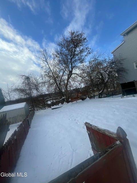 77 Grove Street, photo 5