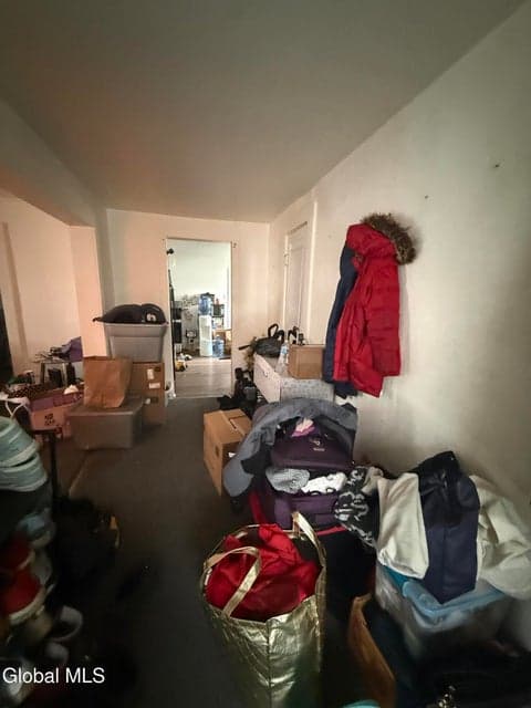 195 Mohawk Street, photo 2
