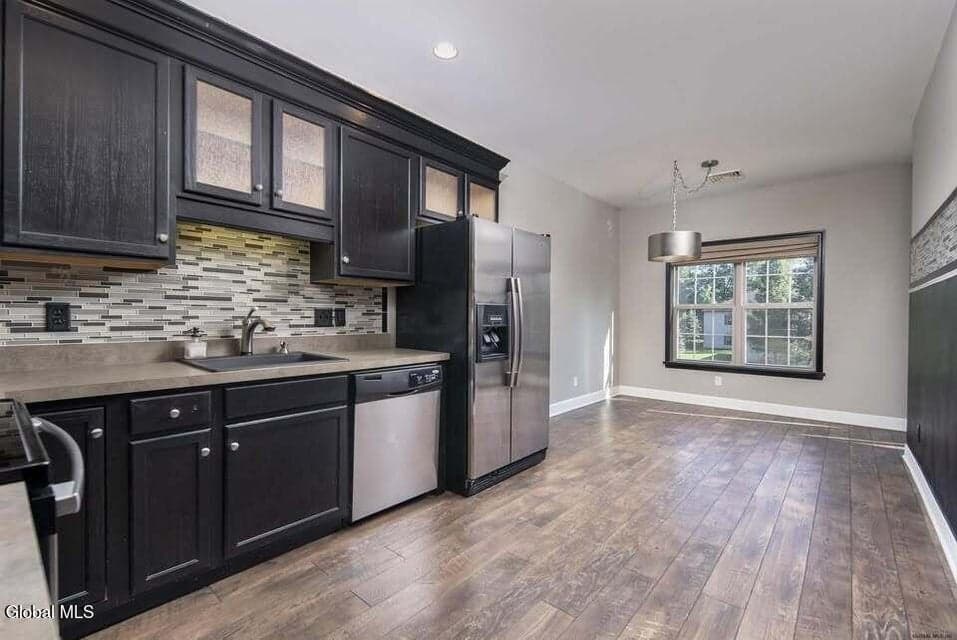 16 Lancaster Place, photo 4