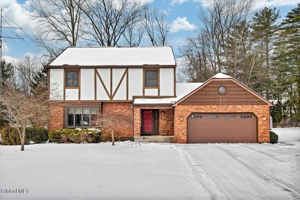 767 Huntingdon Drive, photo 1