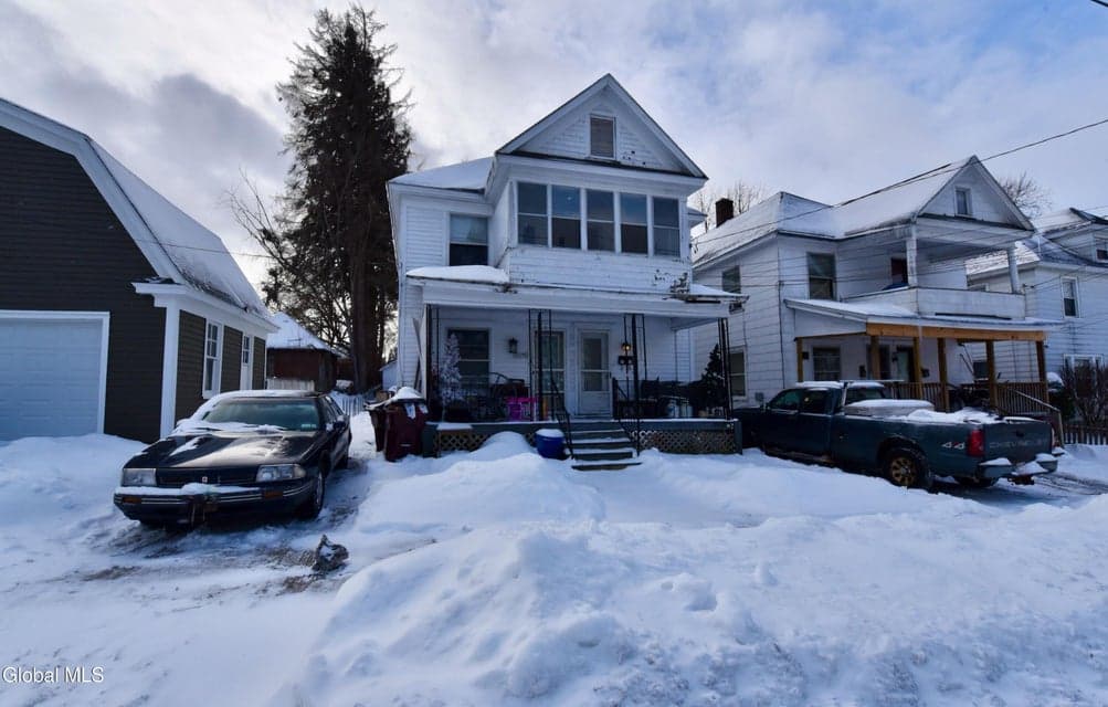 70 6th Avenue, photo 2