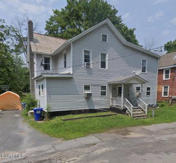 0.10 acres · Duplex