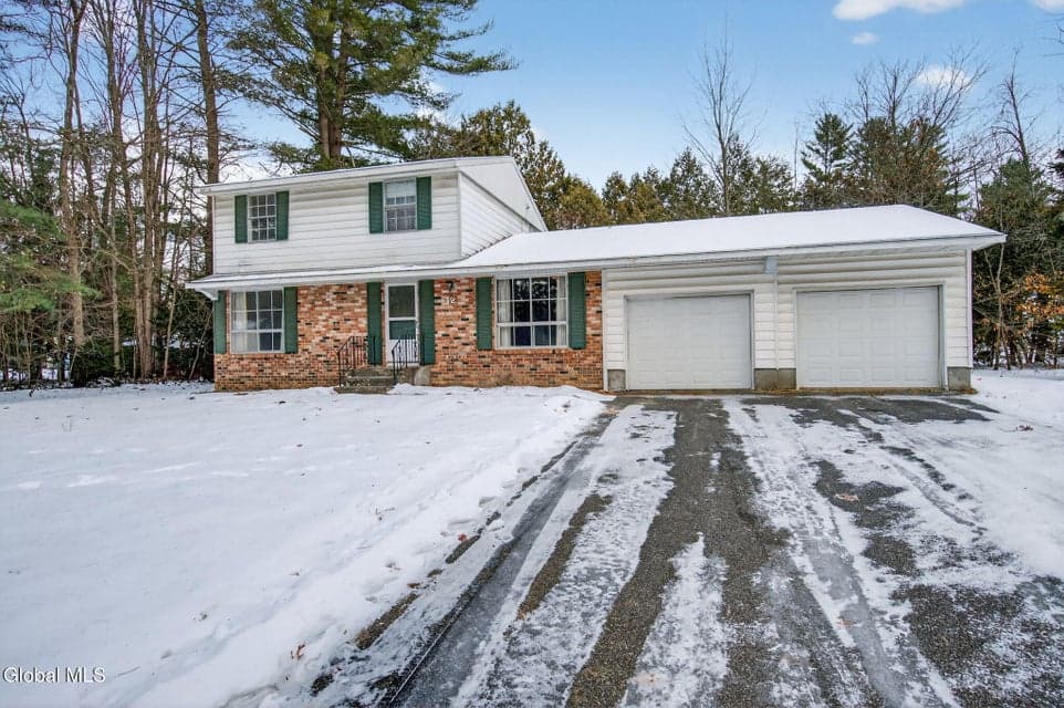 12 Pine Tree Place, photo 1