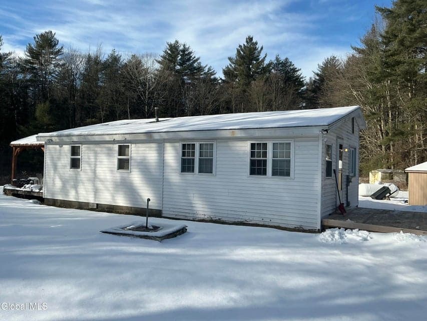 1999 Ridge Road, photo 1