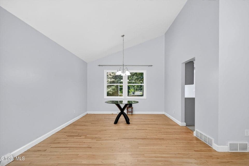 3 N Chestnut Hill Road, Colonie, NY 12211, photo 4