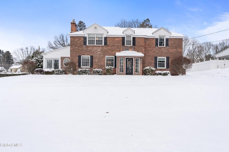 9 Van Dyke Avenue, photo 1