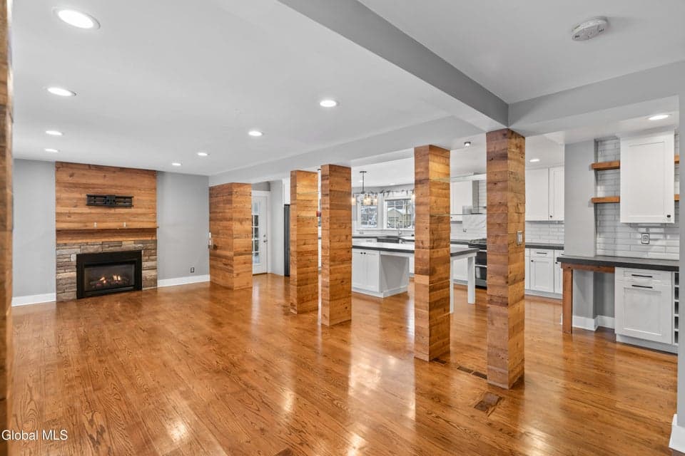 9 Van Dyke Avenue, photo 5