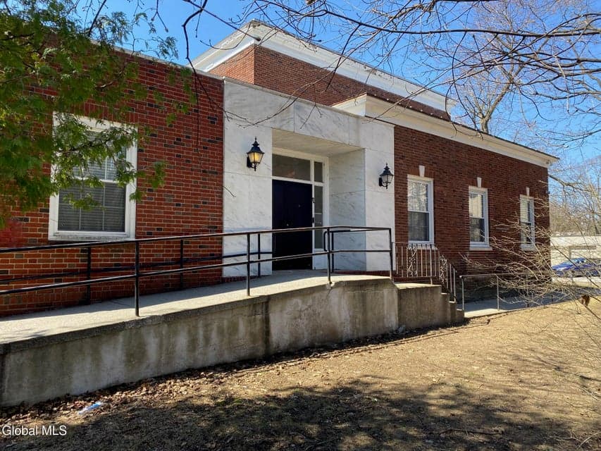 3 Marion Avenue, photo 4