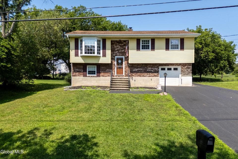 5 Cottontail Lane, photo 1