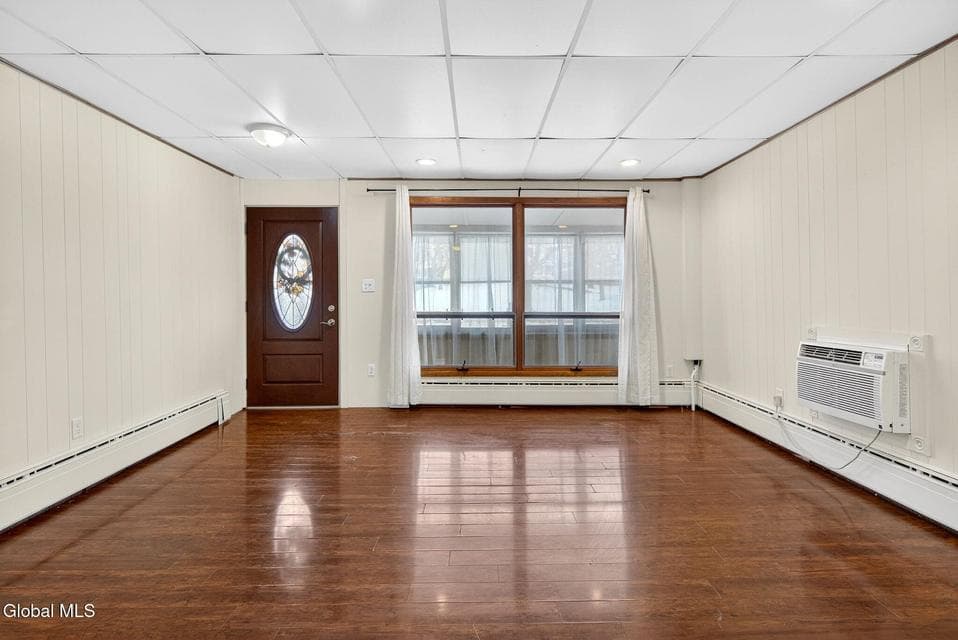 269 Broadway, photo 5