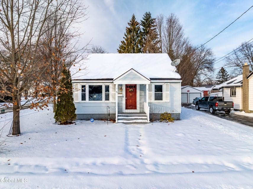 51 Coleman Avenue, photo 1