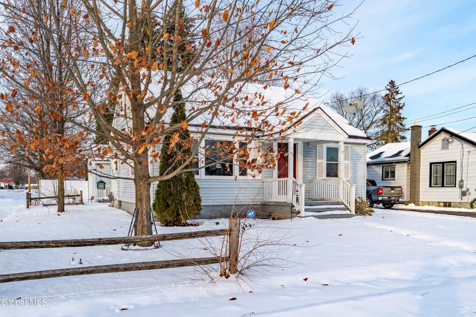 51 Coleman Avenue, photo 3