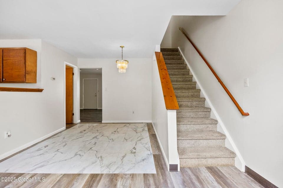 24 Delaware Street, photo 4