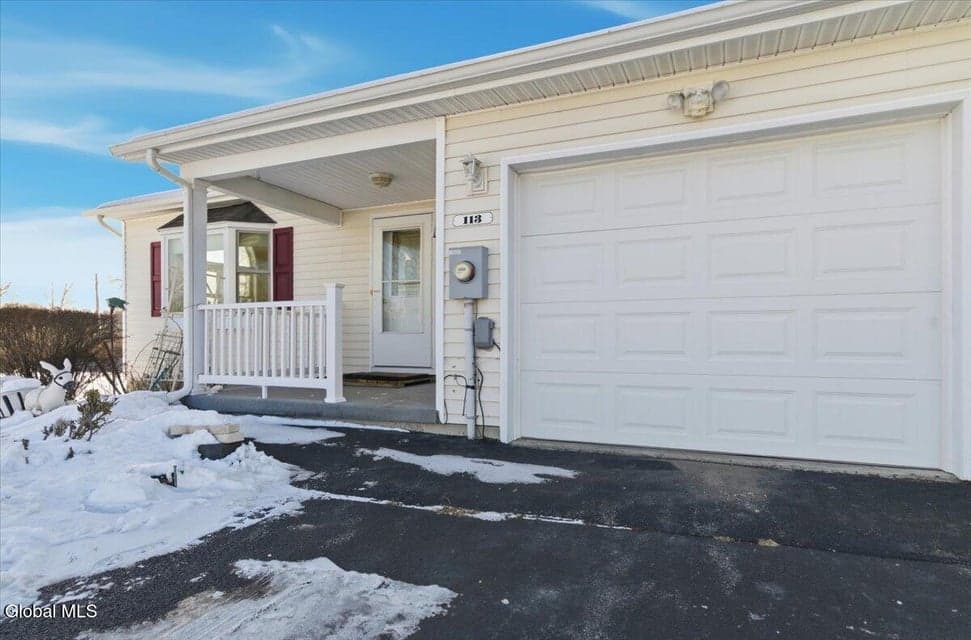 113 Skyview Drive, photo 2