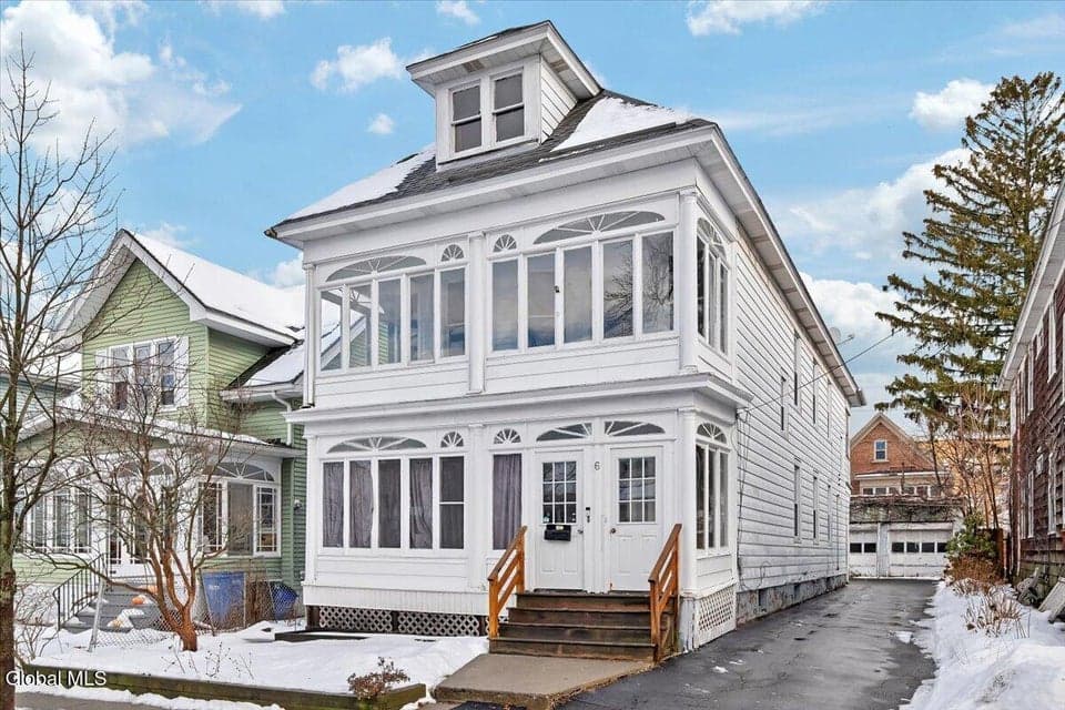 6 W Erie Street, photo 2