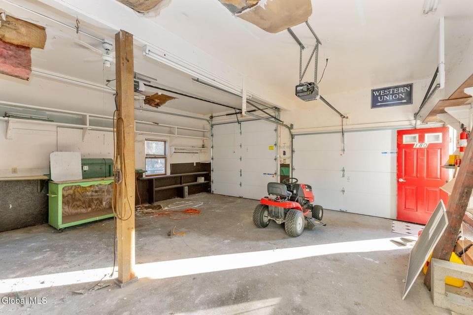 180 Main Street, photo 5