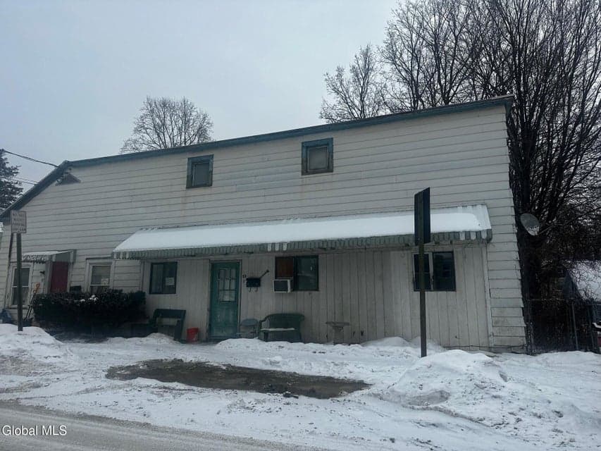 52 Oak Street, photo 2