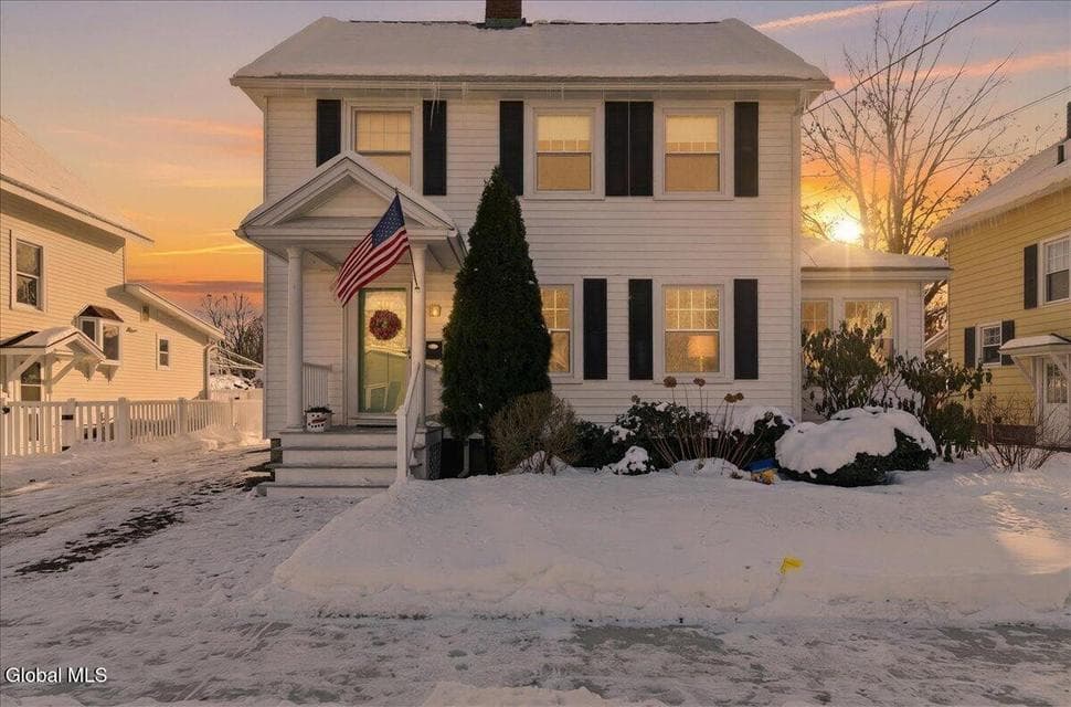 15 Raymond Avenue, photo 3