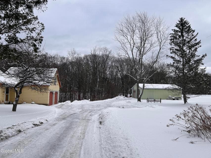 730 Sacandaga Road, photo 2