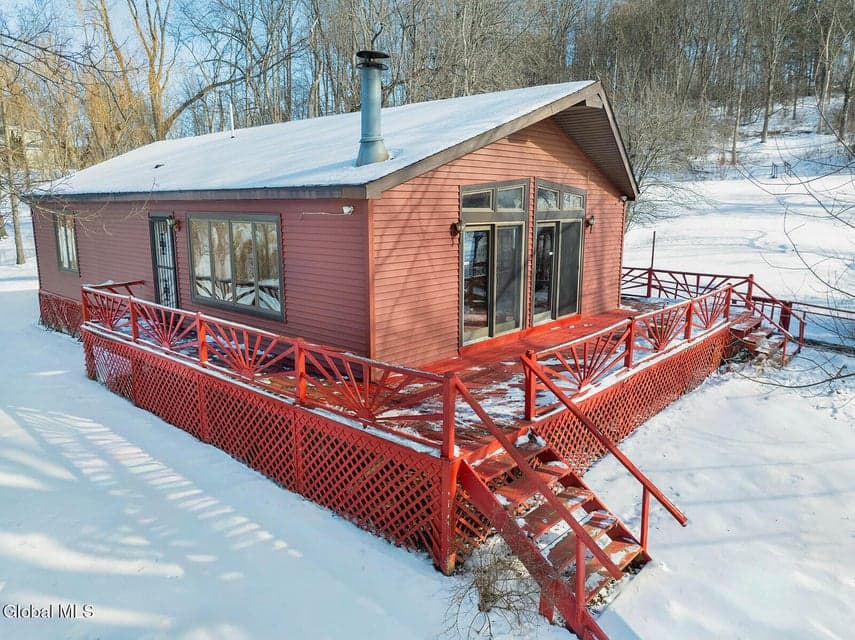 83 Blodgett Road, photo 3