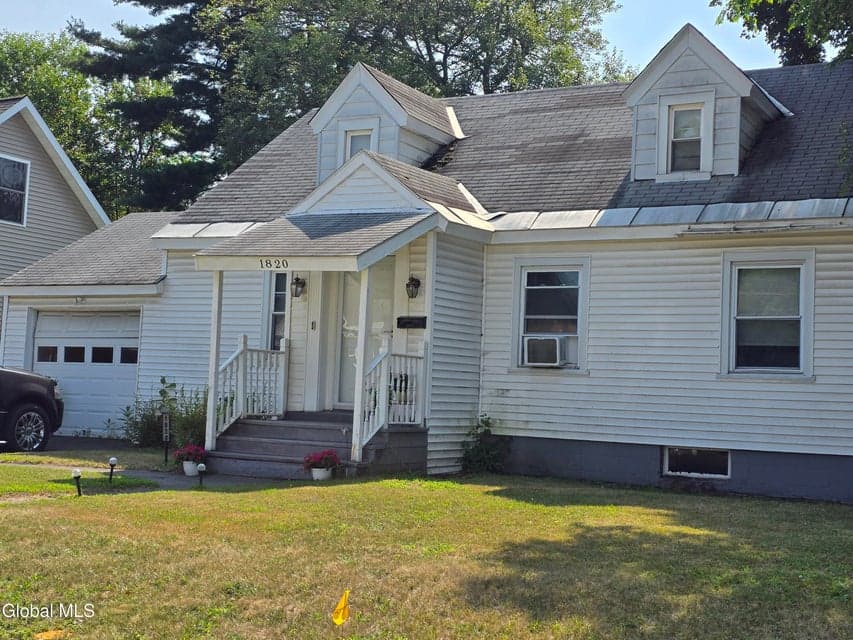 1820 Wagner Street, photo 1