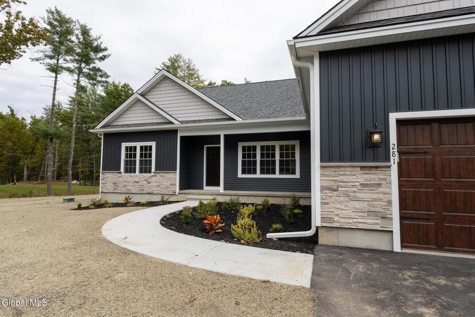 281 Edie Road, photo 3
