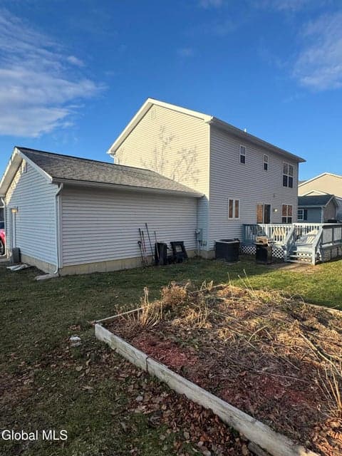 31 Saratoga Street, Hoosick Falls, NY, photo 4