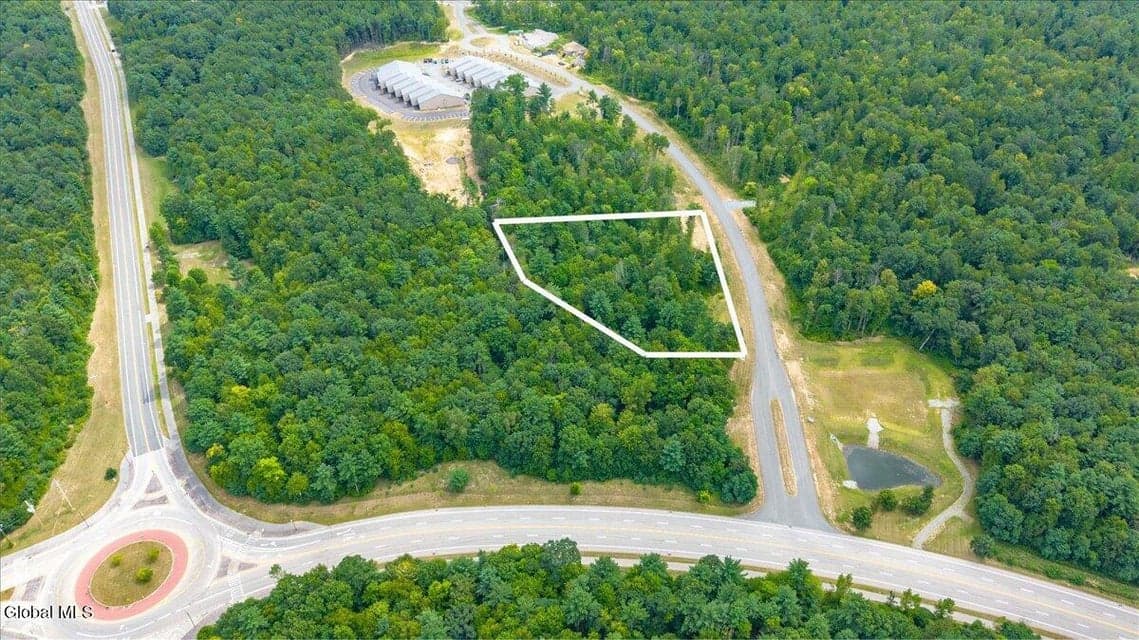 1 Shenandoah Drive, photo 4