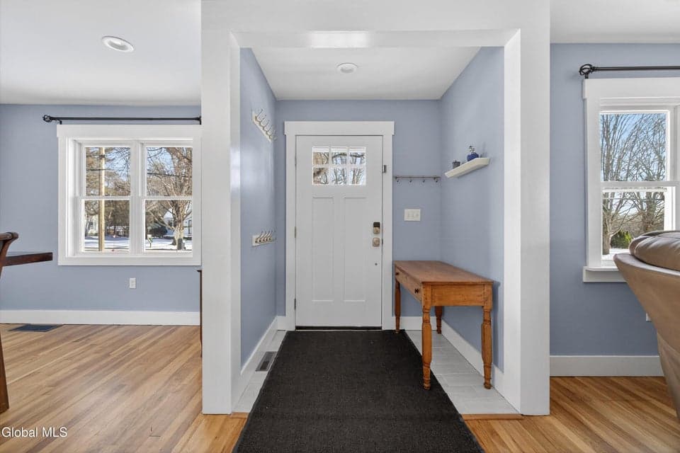 32 Buell Avenue, photo 2