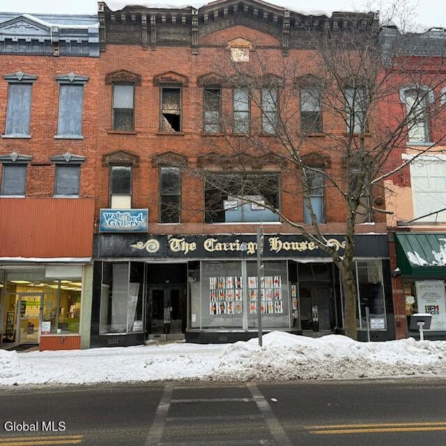 39 N Main Street, photo 1