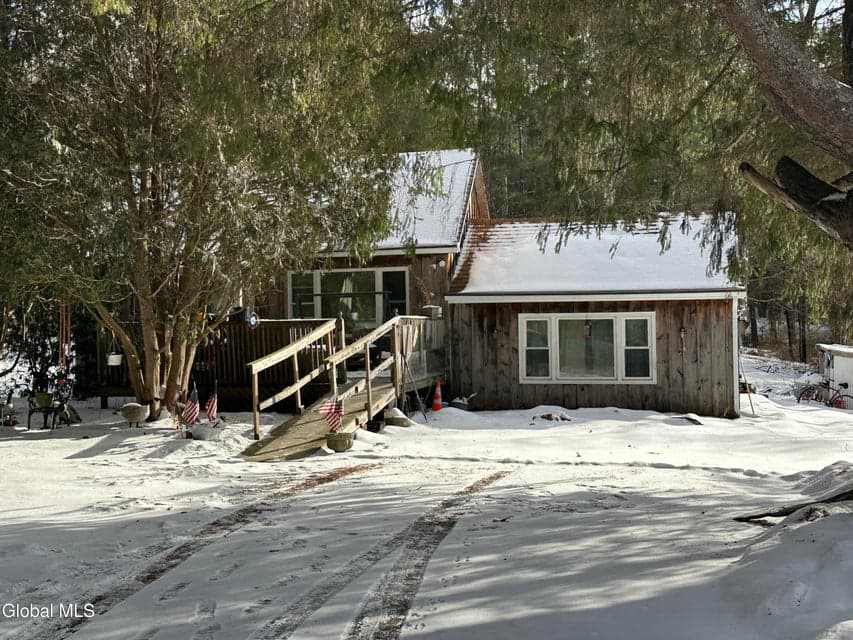 4918 S Stephentown Road, photo 1