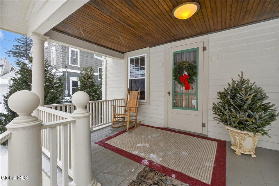 258 Caroline Street, photo 3