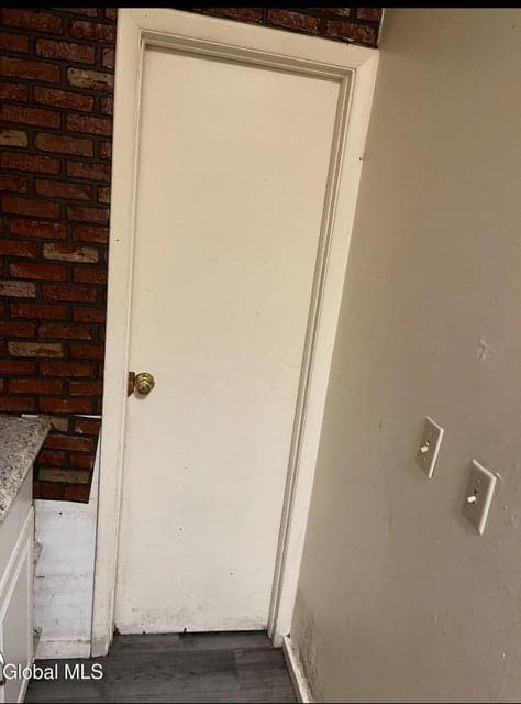 335 Central Avenue, photo 4