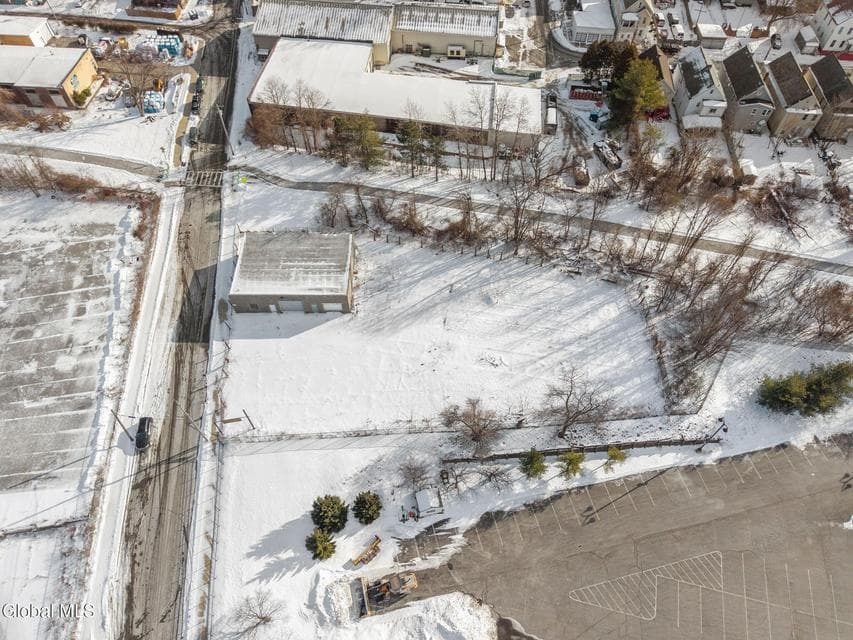 440 Peek Street, photo 2