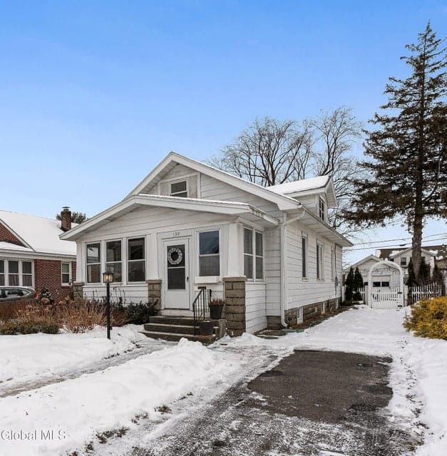 130 Rosemont Street, photo 2