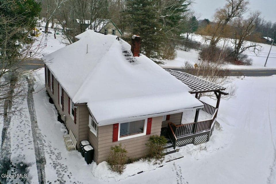283 County Highway 107, photo 1