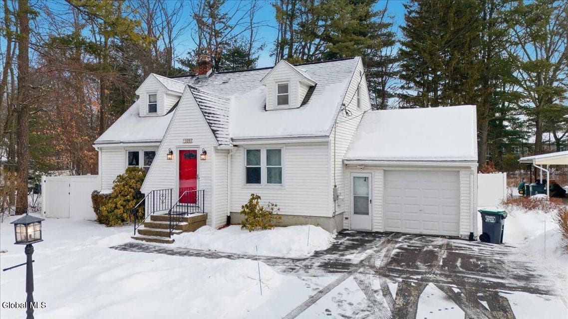 1097 Fort Hunter Road, photo 1