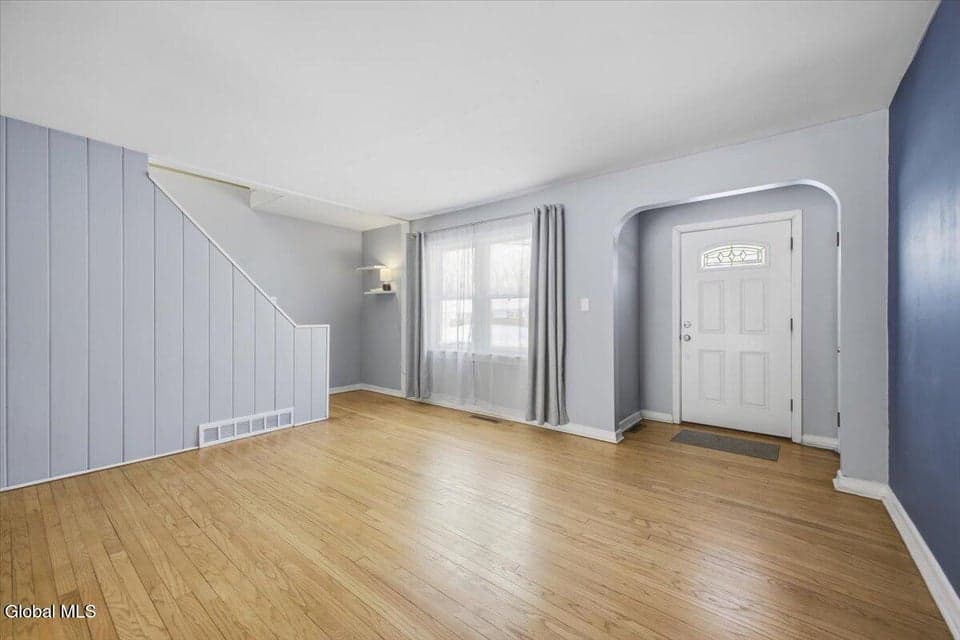 1097 Fort Hunter Road, photo 4