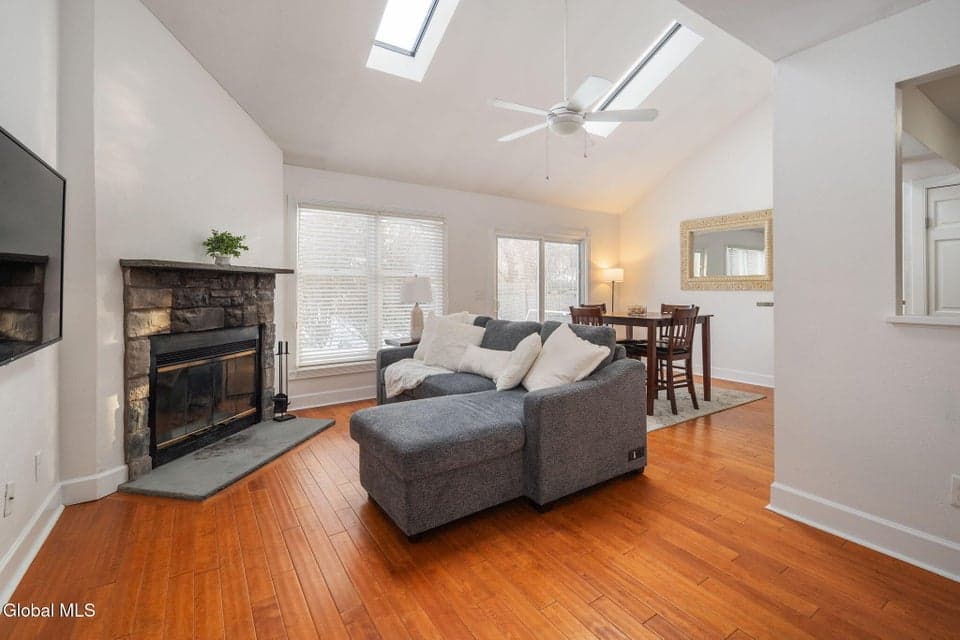 16 Flintlock Lane, photo 5