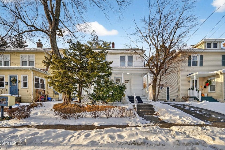 32 Eileen Street, photo 1
