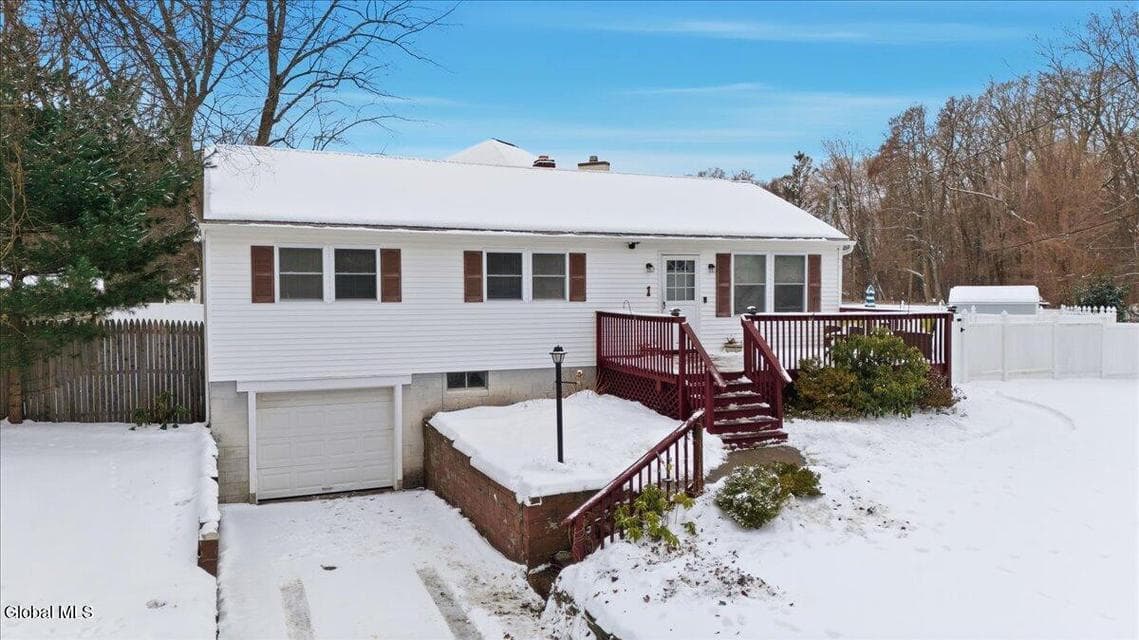 1 Victor Drive, photo 3