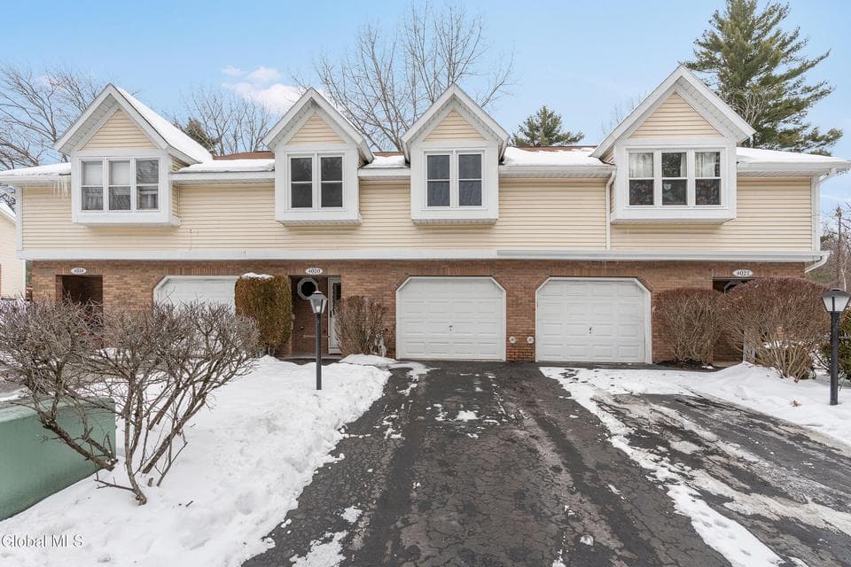 4020 Chaucer Place, photo 1