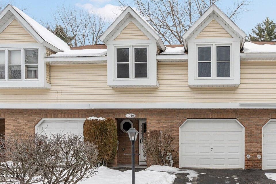 4020 Chaucer Place, photo 2