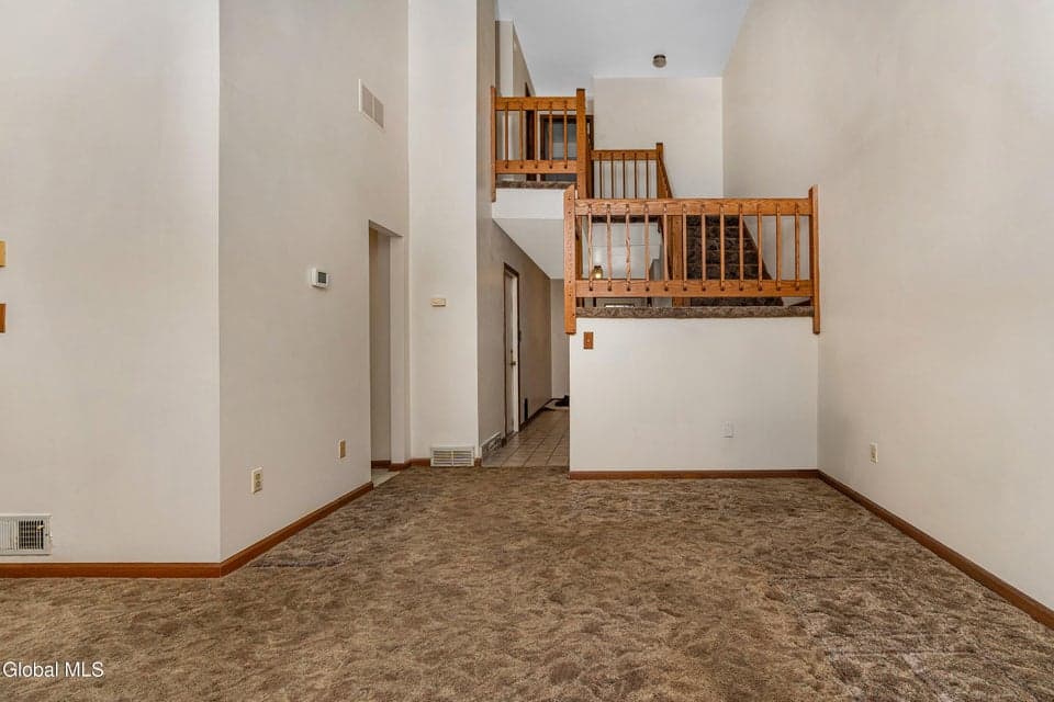 4020 Chaucer Place, photo 4