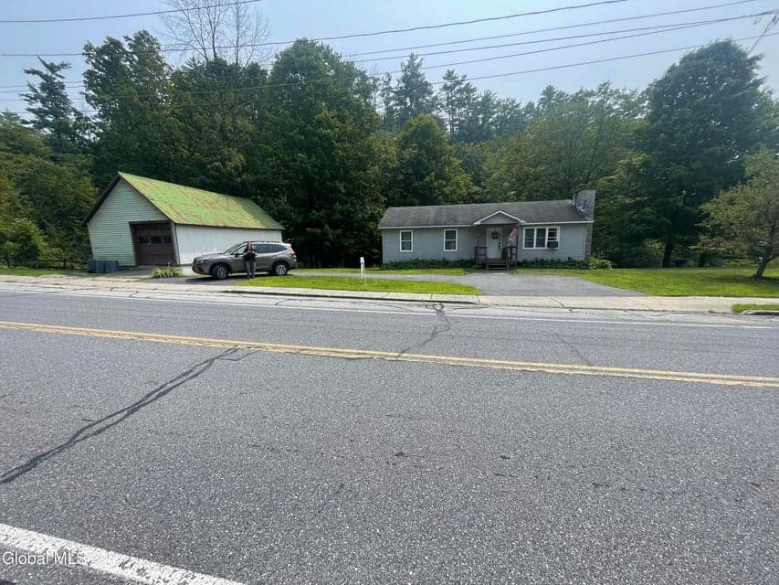4 Mill Street, photo 2