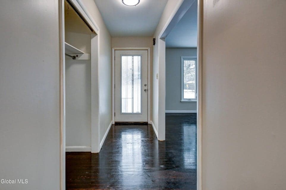 179 Steadwell Road, photo 3