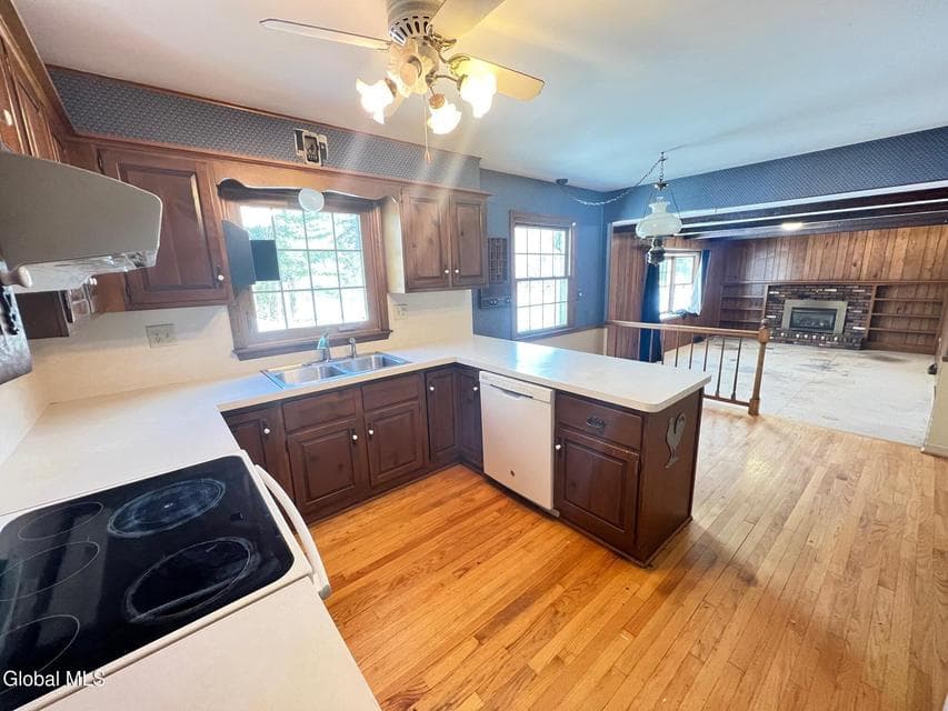 4 Sandstone Drive, Glenville, NY, photo 2