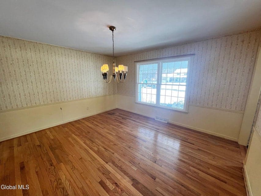4 Sandstone Drive, Glenville, NY, photo 4