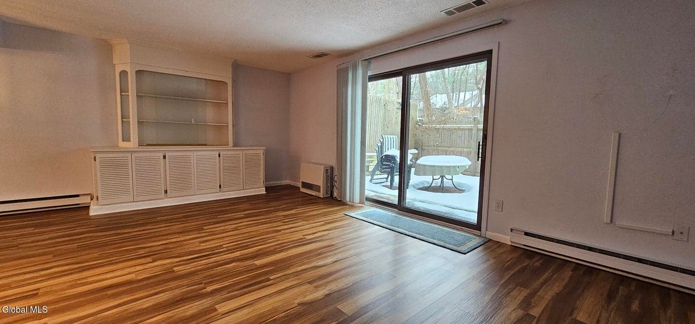 109 Knollwood Terrace, photo 5