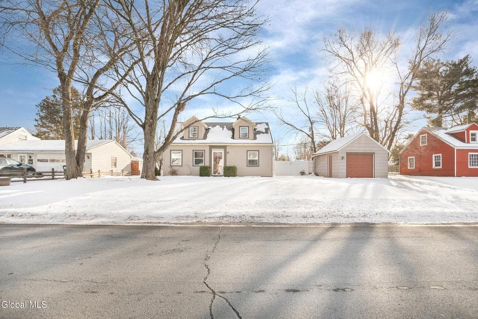 1956 Clement Road, photo 1